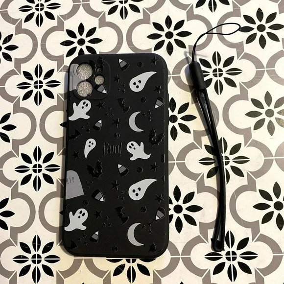 iPhone 11 Halloween Themed Cell Phone Case - Picture 1 of 2